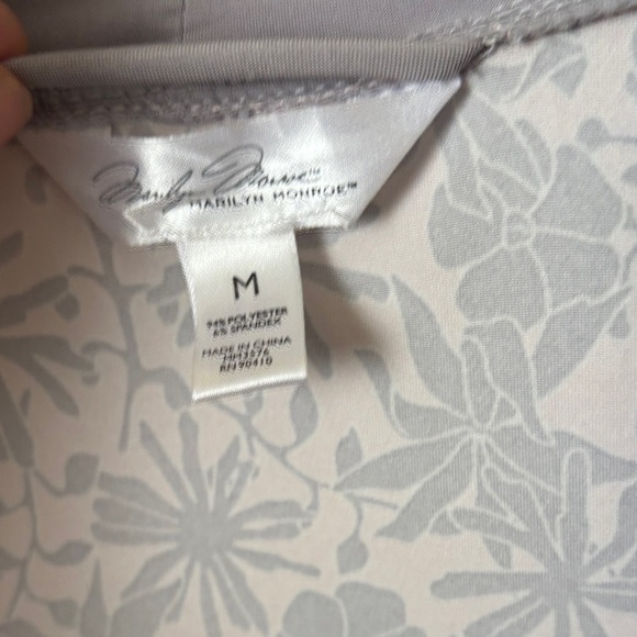 Marilyn Monroe Women's Robe - Picture 2 of 4